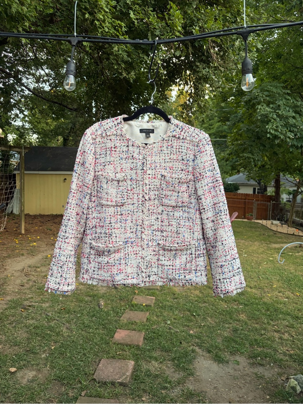 Ann Taylor Women’s L Boucle Tweed Jacket Ivory Pink Blue Collarless Blazer